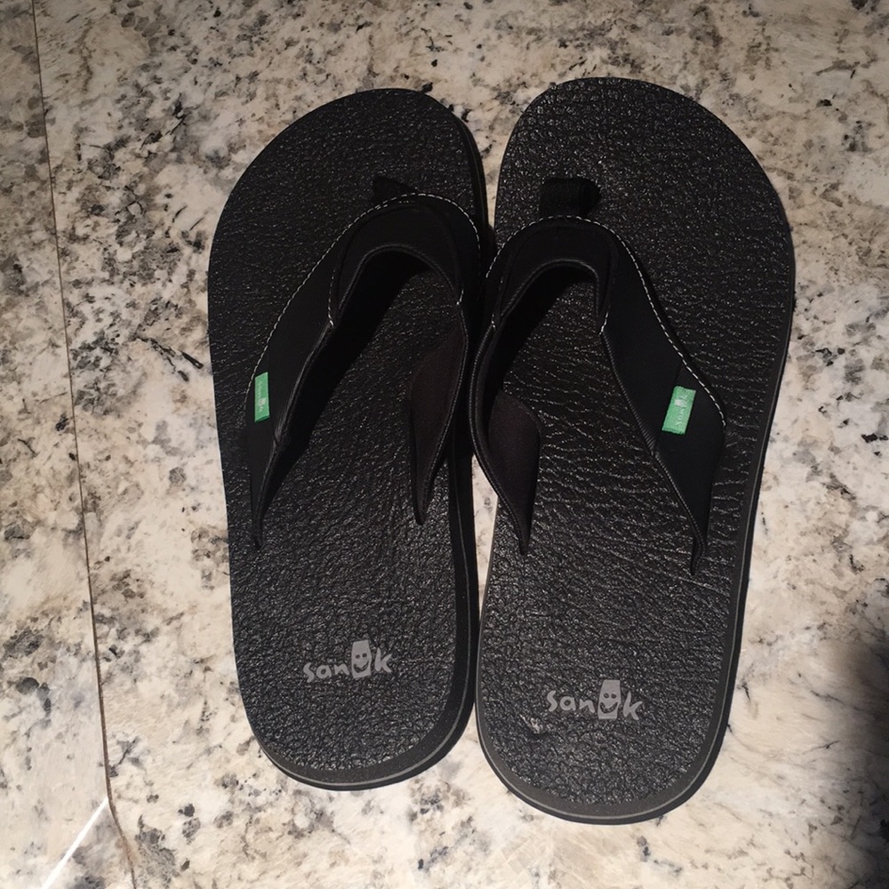 Sanuk sandals